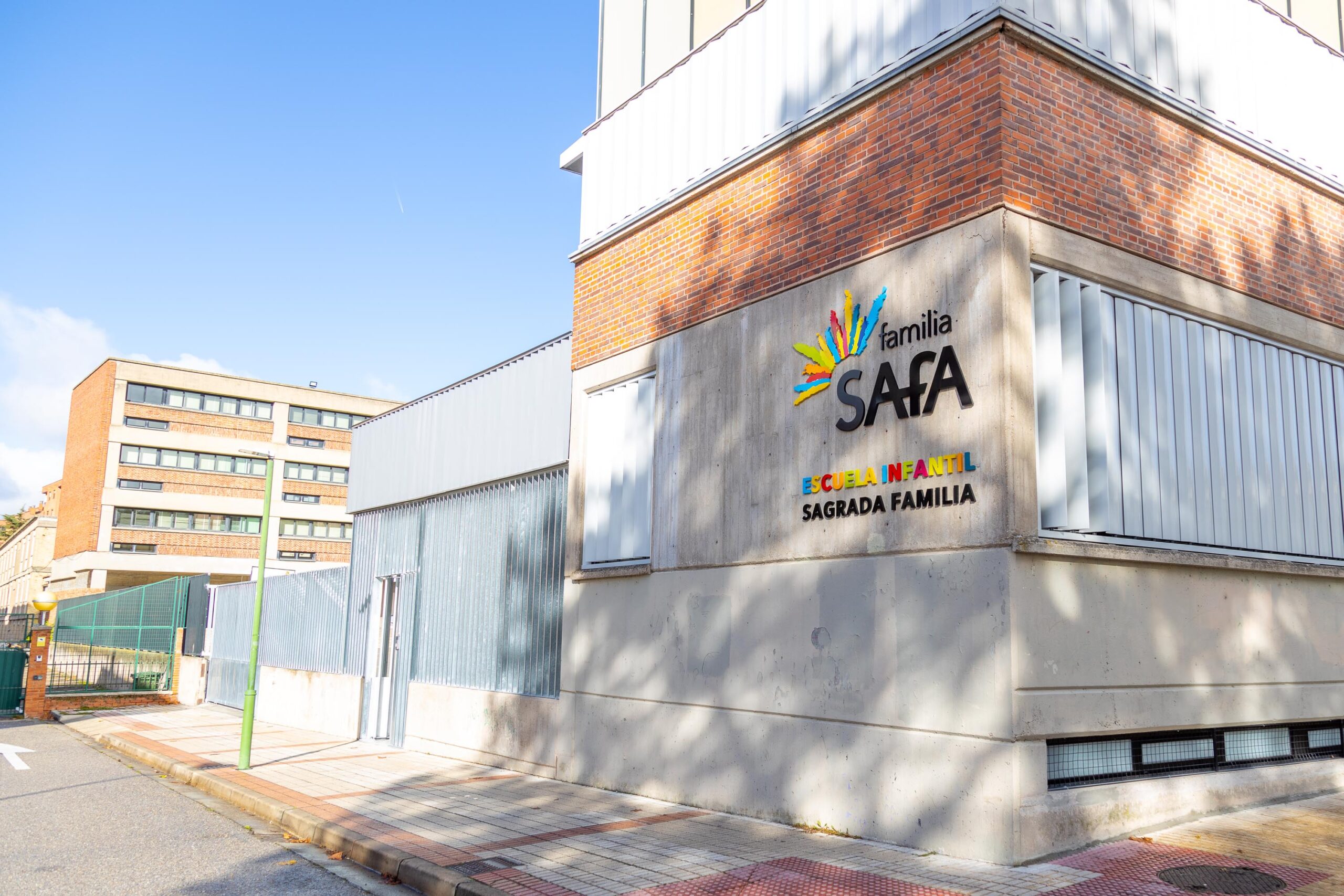 Escuela Infantil Sagrada Familia Burgos-3